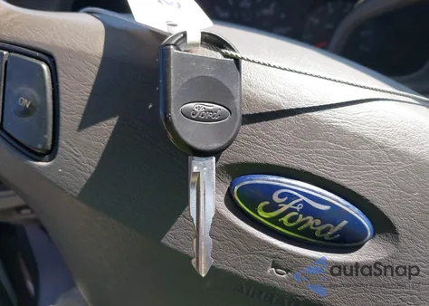 2003 Ford Taurus Ses z USA, uszkodzony, nr VIN 1FAFP55UX3A212214